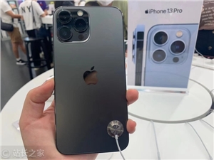 iPhone长什么样你说了算 网友制作奇葩DIY网站