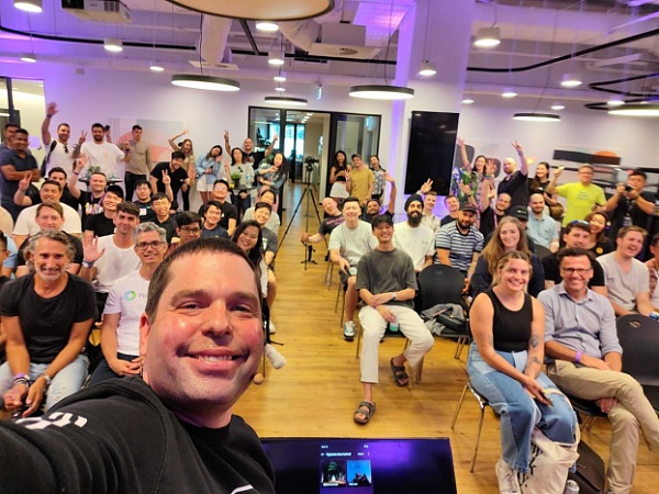 把Web3装进口袋 Solana手机Saga有何魔力？-第1张图片-欧易下载